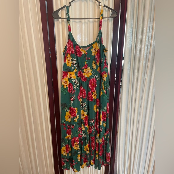 Torrid 2 midi super soft tiered dress - Picture 3 of 3